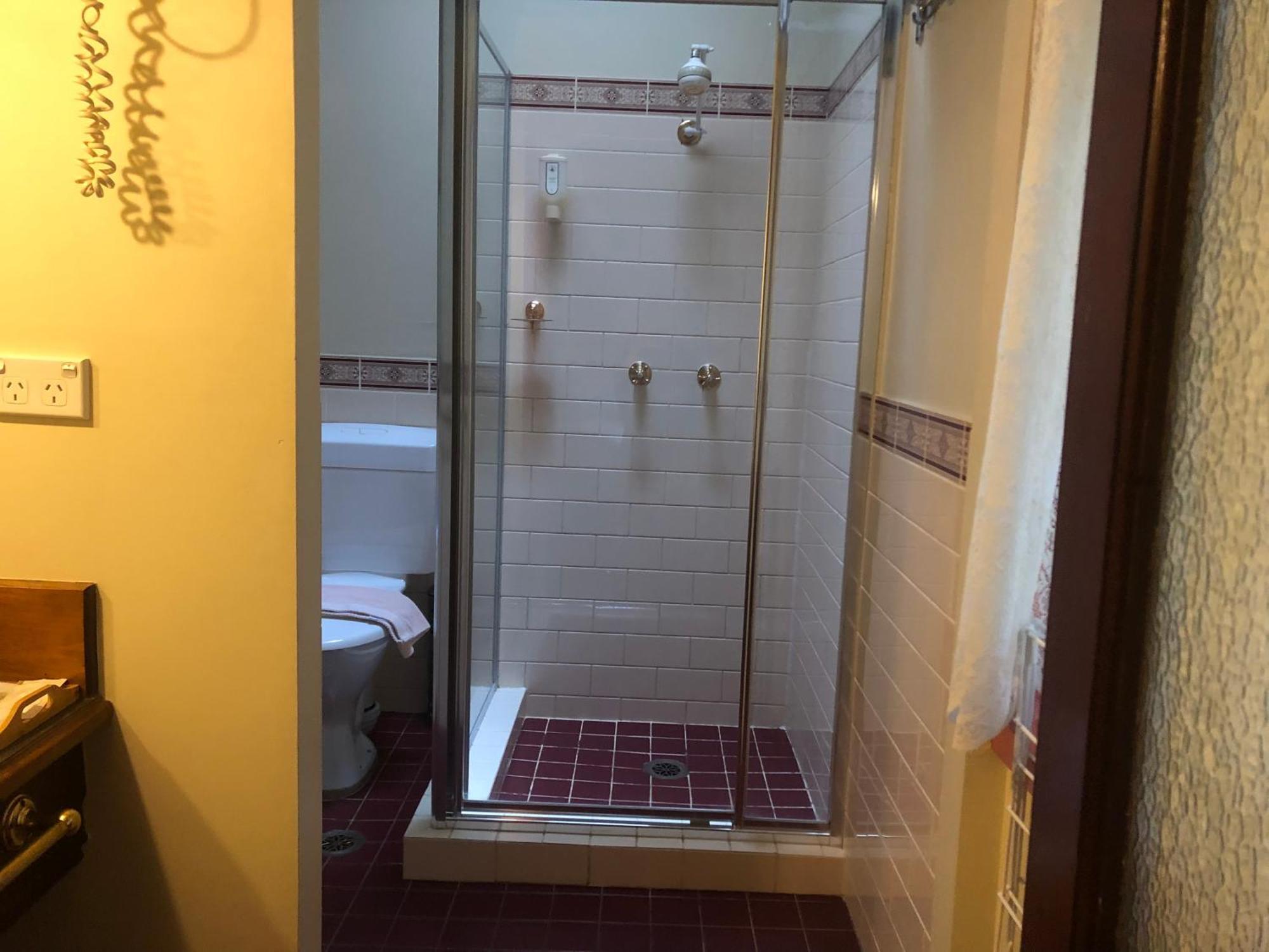 Secrets Hideaway Bed & Breakfast Блекхийт Екстериор снимка