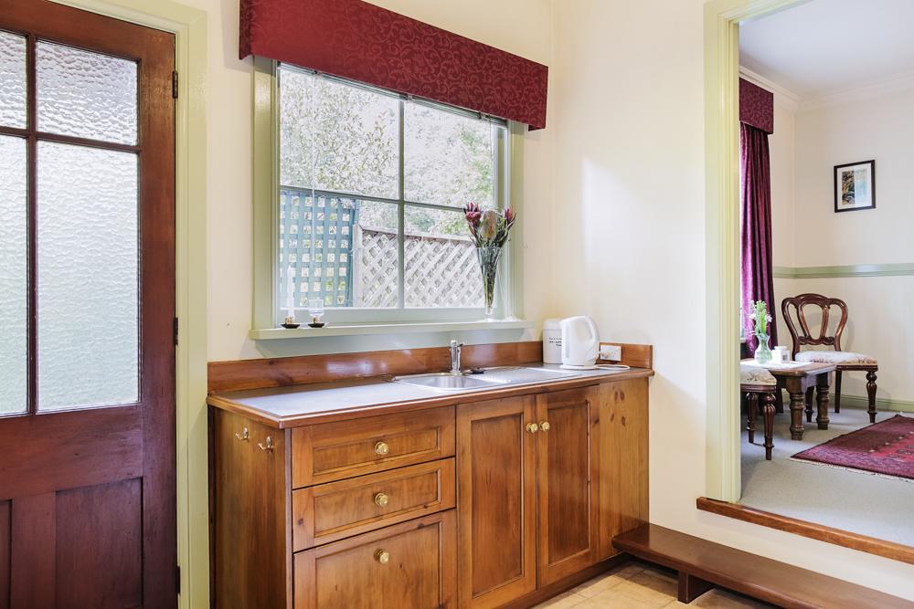 Secrets Hideaway Bed & Breakfast Блекхийт Екстериор снимка